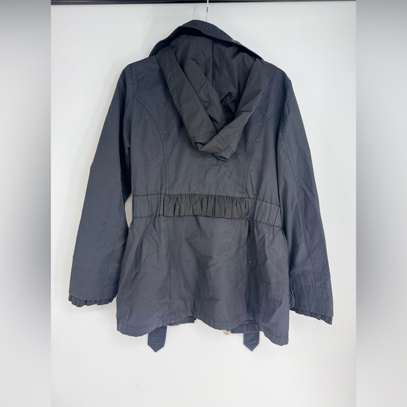 Betsy Johnson Cheetah Print Hooded Long Sleeve Waist Tie Rain Jacket - Picture 3 of 3